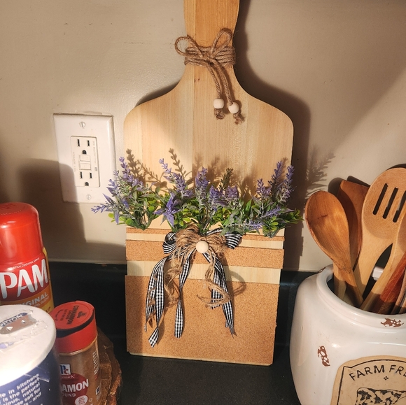 Farmhouse/Boho Cutting boards Decorated - Picture 3 of 4